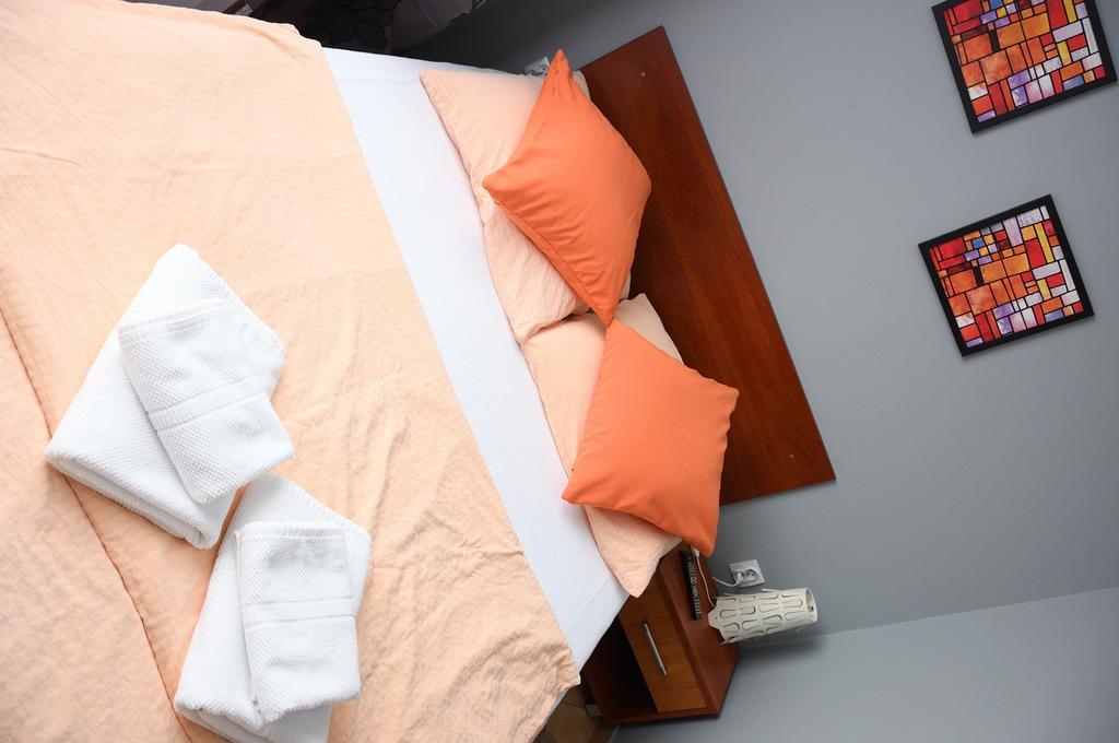 Hotel Elda 2 ビィドゴシュチュ エクステリア 写真