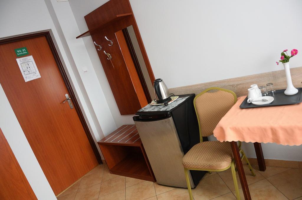 Hotel Elda 2 ビィドゴシュチュ エクステリア 写真