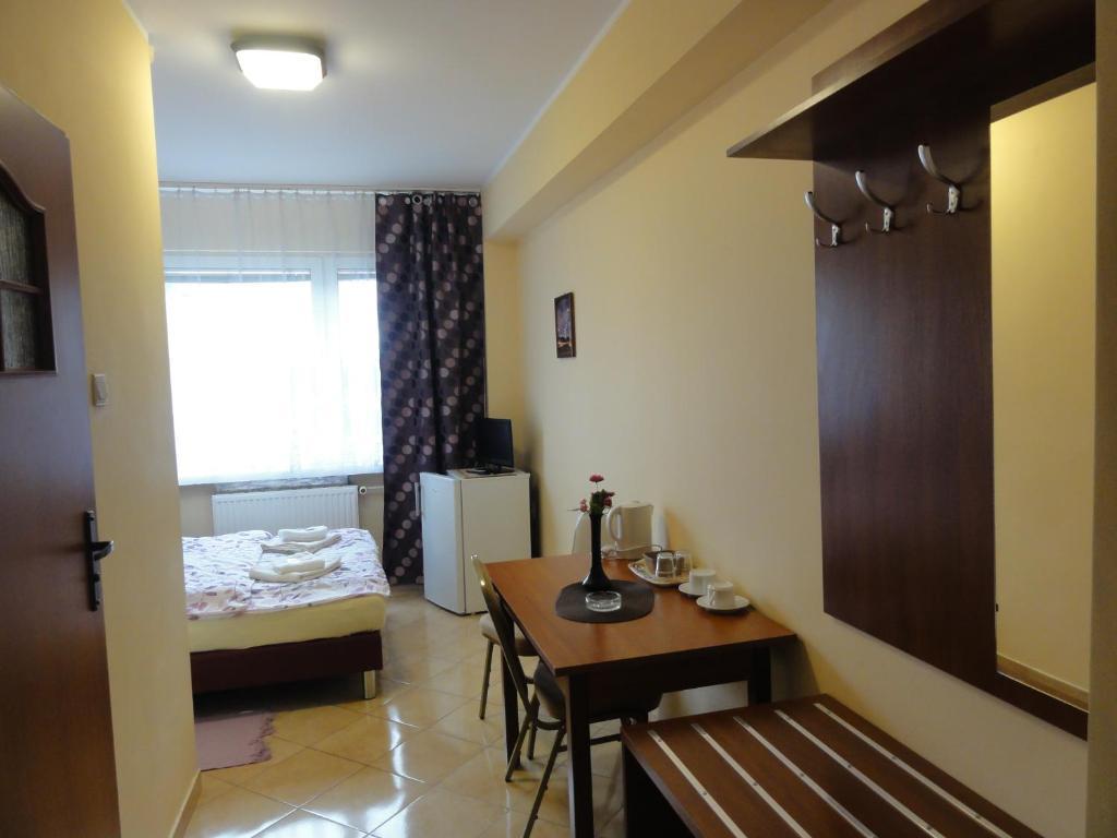 Hotel Elda 2 ビィドゴシュチュ エクステリア 写真